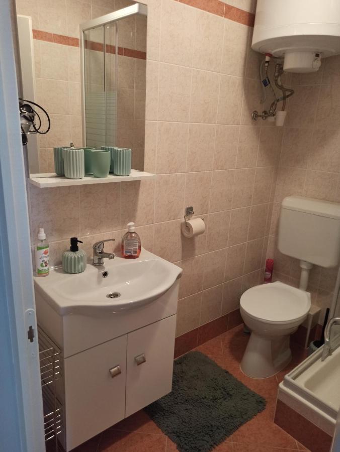 ハルカーニャAngi Apartman- Nagyszeru Elhelyezkedes, Vendegkozpontu Szallashely-Szolgaltatasアパートメント エクステリア 写真