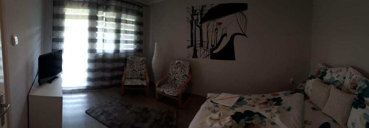ハルカーニャAngi Apartman- Nagyszeru Elhelyezkedes, Vendegkozpontu Szallashely-Szolgaltatasアパートメント エクステリア 写真